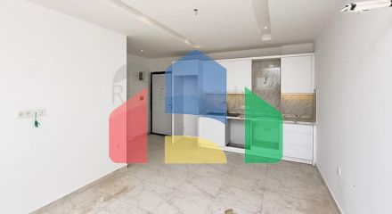 Квартира 1+1 в шикарному комплексі від власника в районі Авсаллар