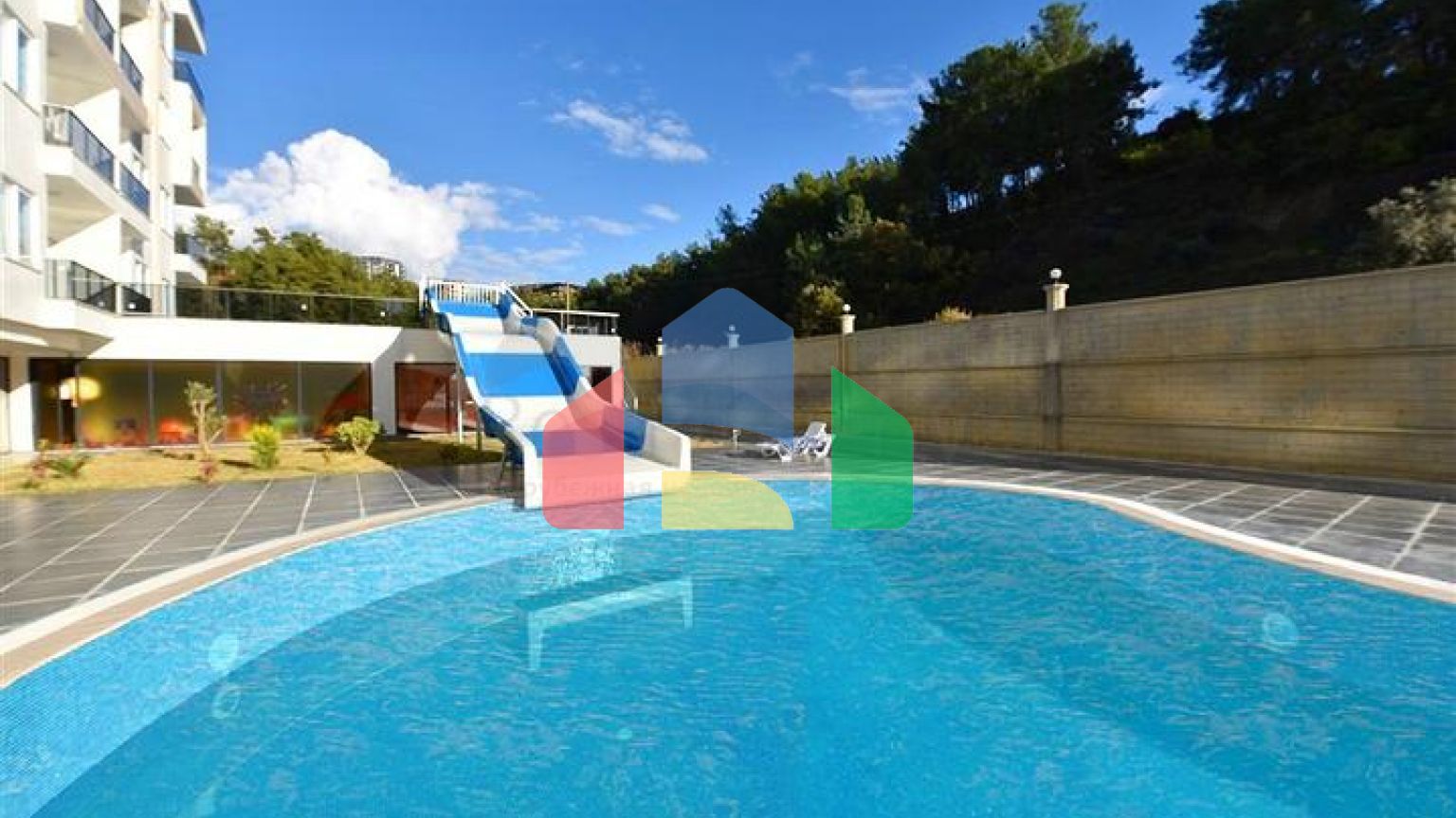 Затишна квартира в Авсалларі