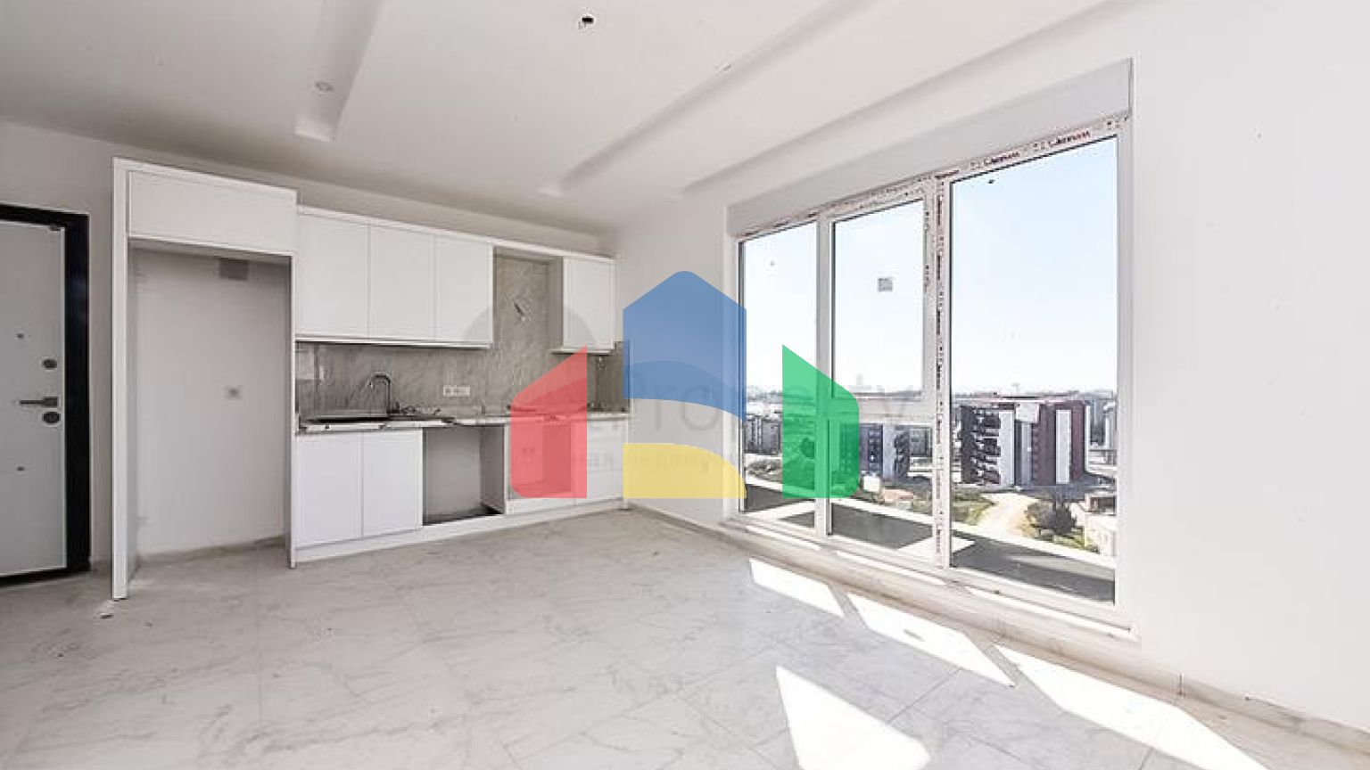 Двухкомнатная квартира с панорамным видом в Авсалларе