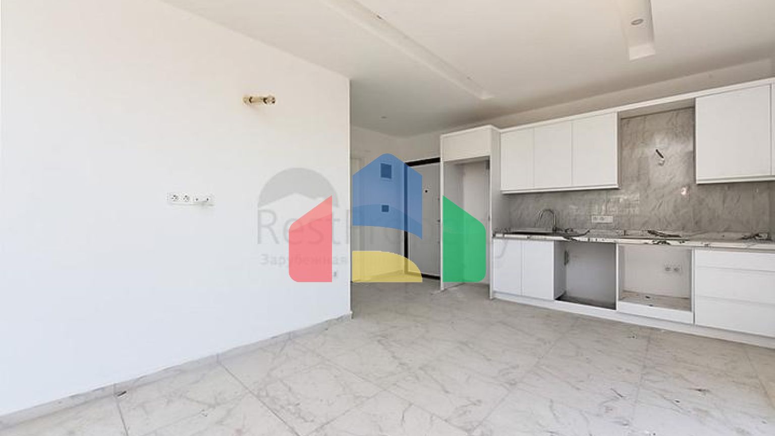 Двухкомнатная квартира с панорамным видом в Авсалларе