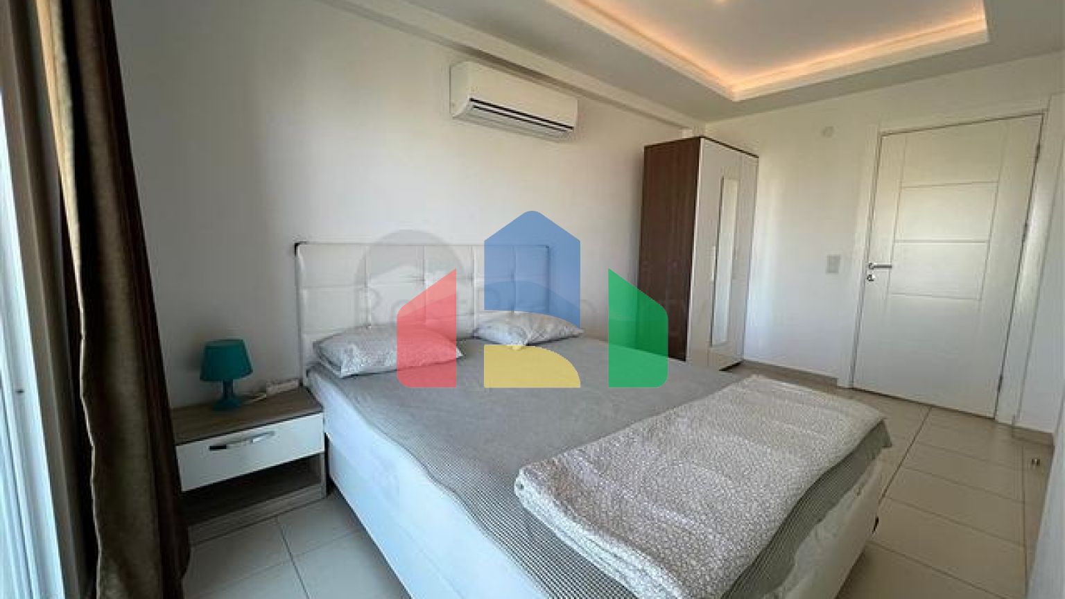 Просторі апартаменти 2 + 1 з готельною інфраструктурою