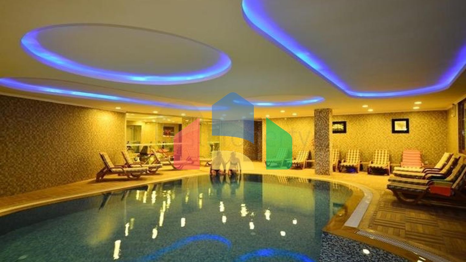 Вилла класса люкс с панорамным видом и полной инфраструктурой в сердце природы