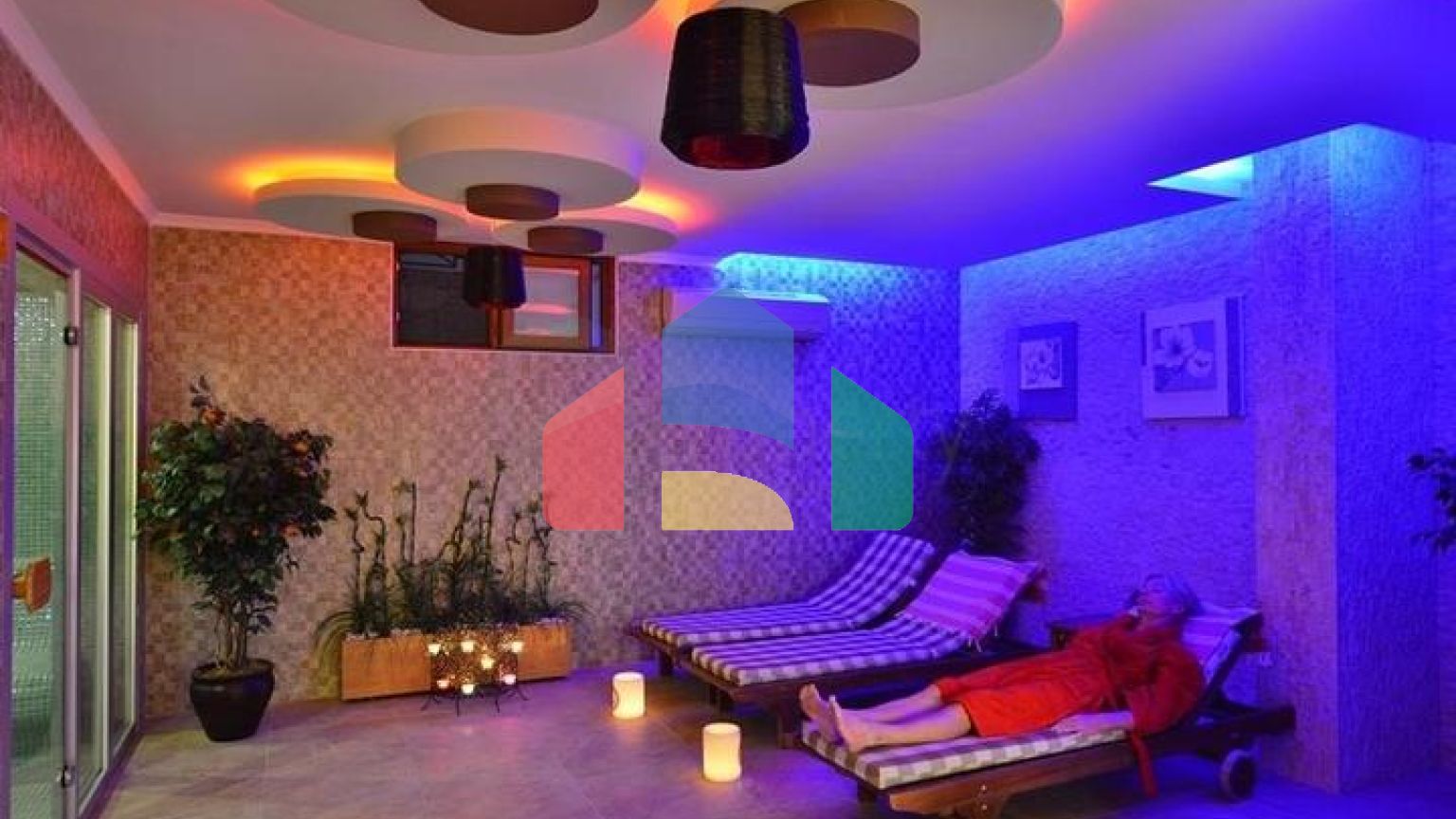 Вилла класса люкс с панорамным видом и полной инфраструктурой в сердце природы