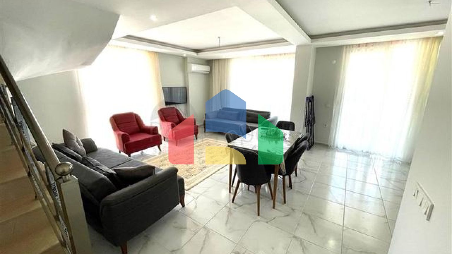 Пентхаус 2 + 1 в районі Авсаллар