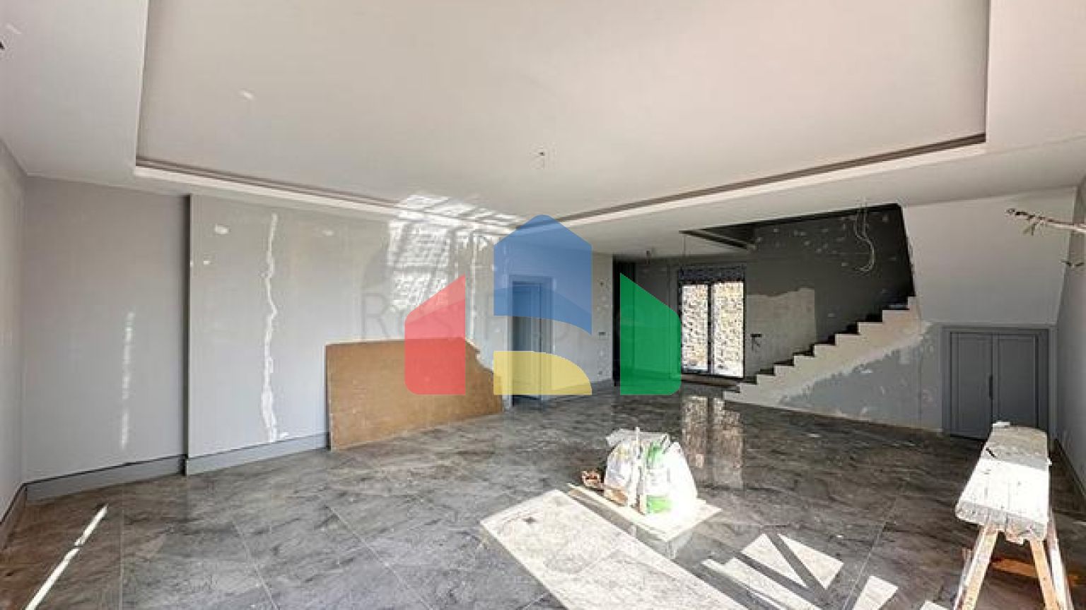 Вілла 4 + 1 в Авсалларі