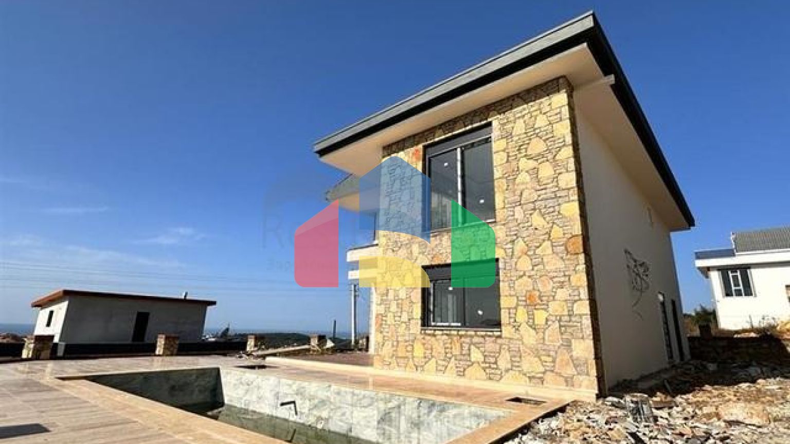 Вілла 4 + 1 в Авсалларі