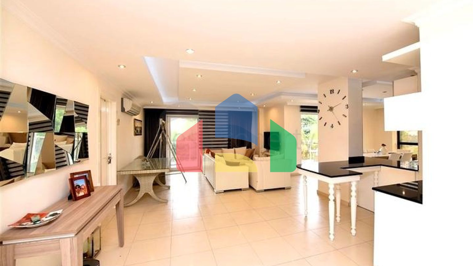 Просторная и светлая квартира 3+1 от собственника в районе Авсаллар