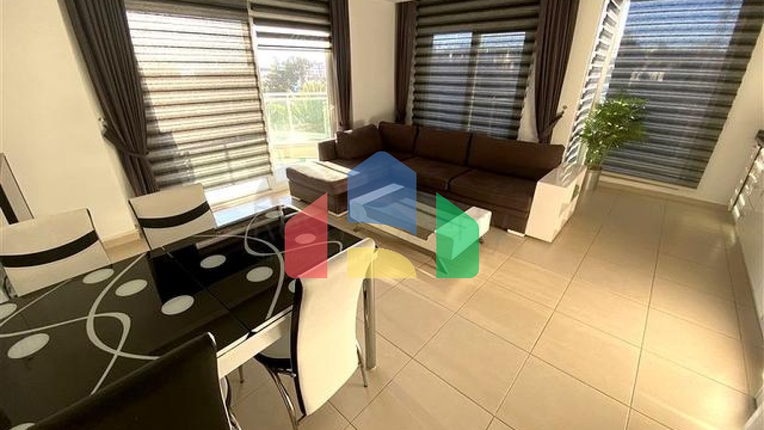 Меблированная квартира 2+1 в районе Авсаллар в комплексе с богатой инфраструктурой