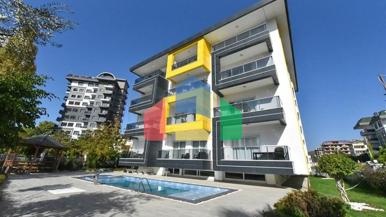 Квартира 1+1 в уютном комплексе в районе Авсаллар