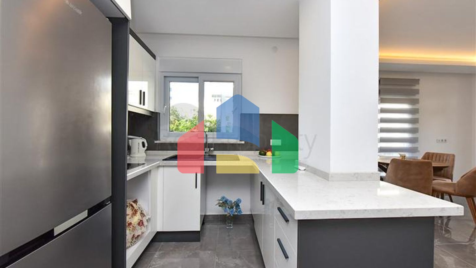 Квартира 1+1 в уютном комплексе в районе Авсаллар