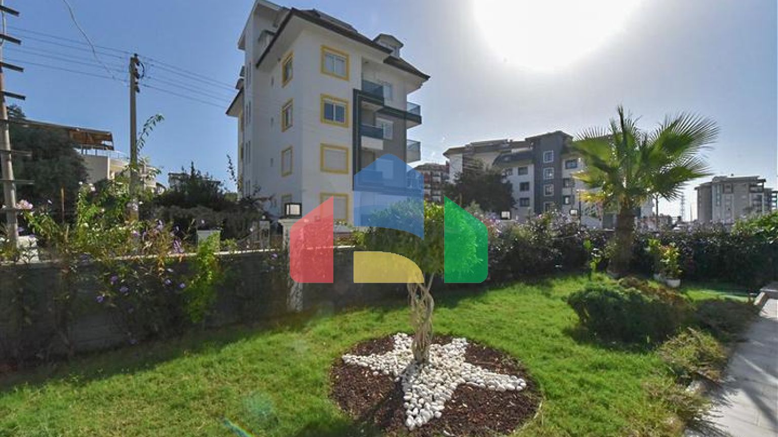 Квартира 1+1 в уютном комплексе в районе Авсаллар