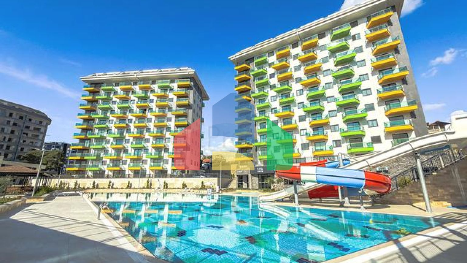 Светлая квартира 1+1 в комплексе с развитой инфраструктурой