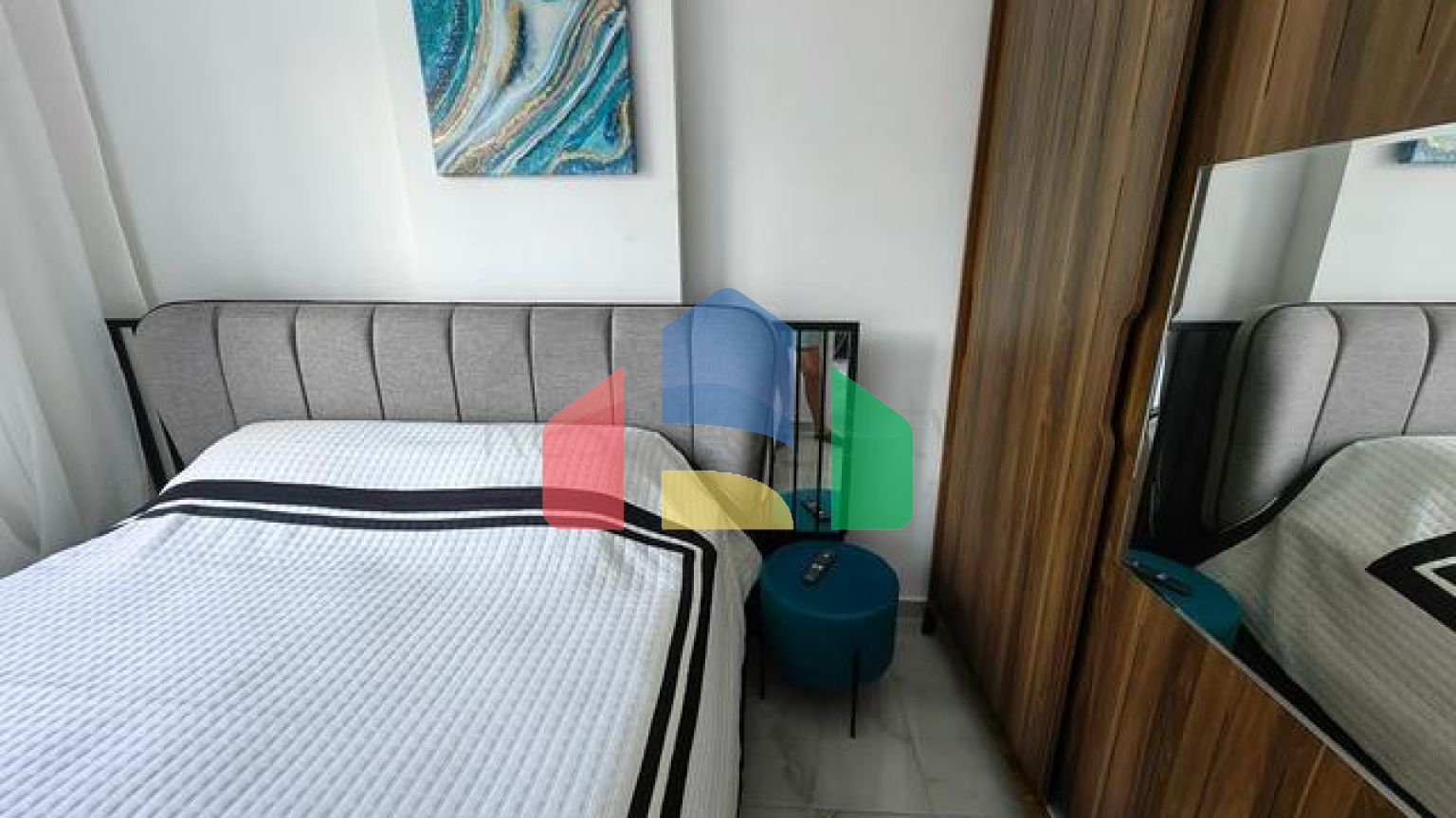 Двокімнатна квартира 1 + 1 в зеленій частині району Авсаллар з багатою інфраструктурою