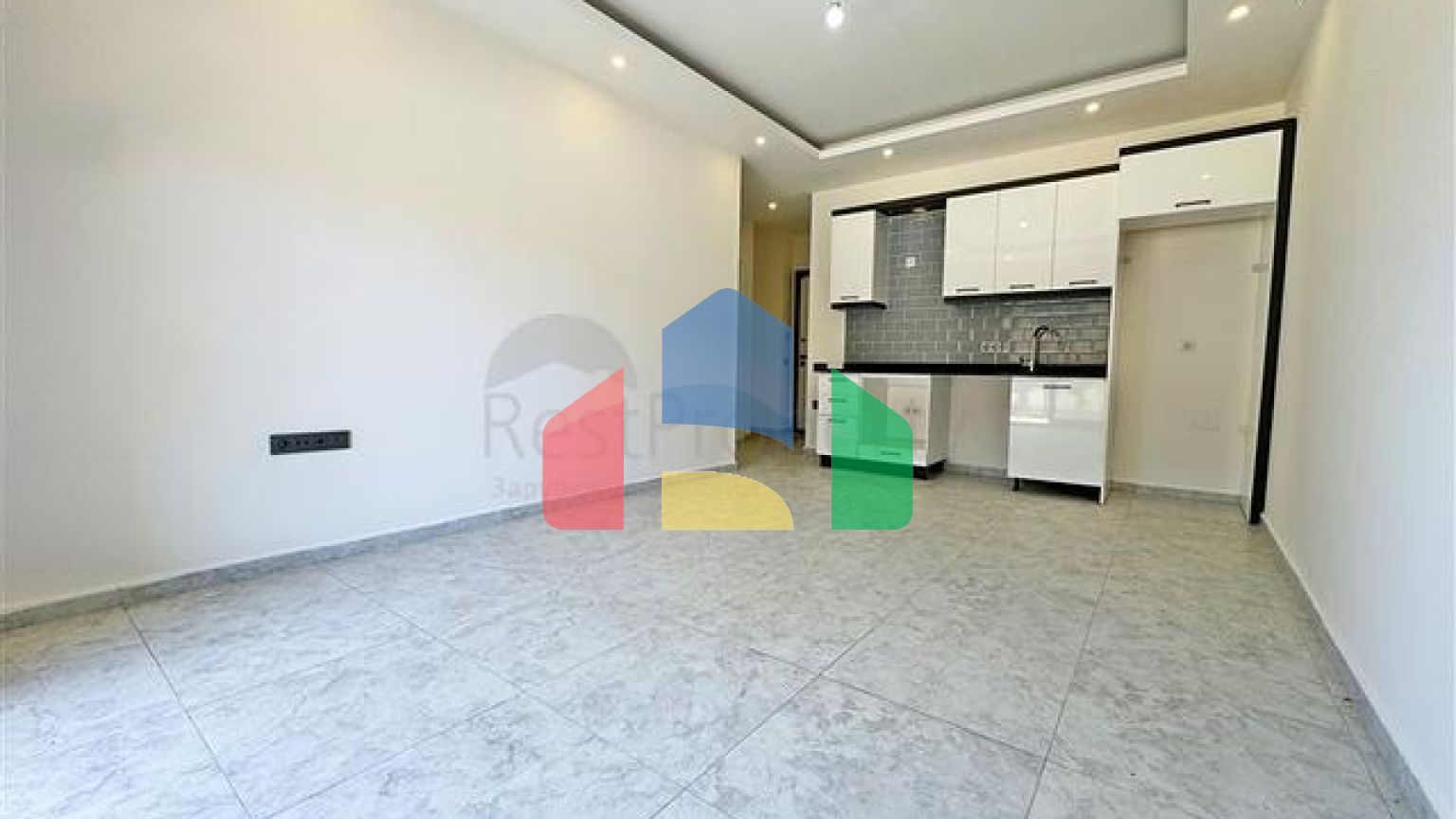 Двухкомнатная квартира 1+1 в районе Авсаллар