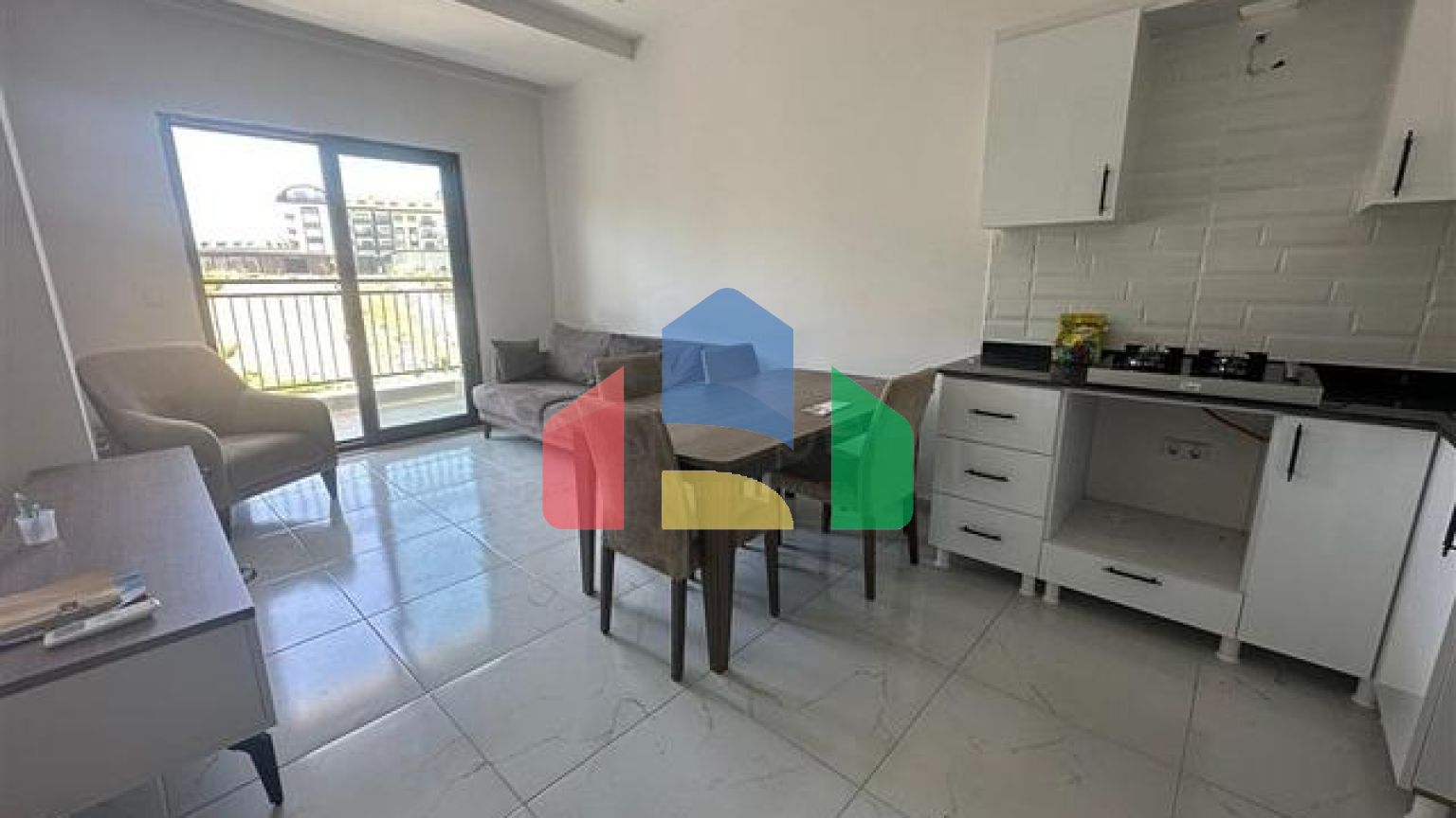 Двухкомнатная квартира 1+1 в районе Авсаллар