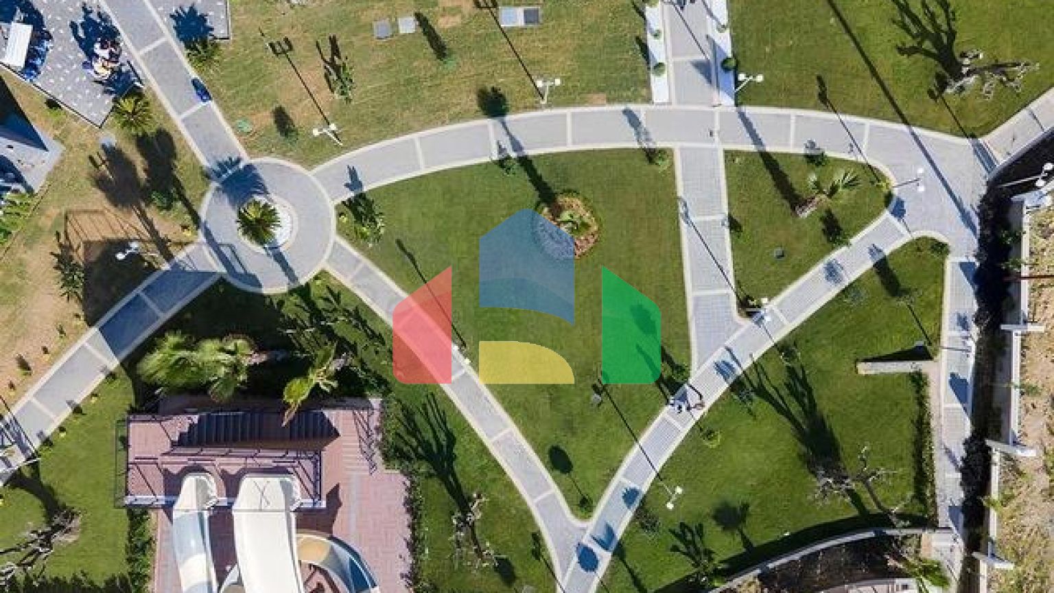 Светлая квартира 2+1 с богатой инфраструктурой в современном комплексе Авсаллара