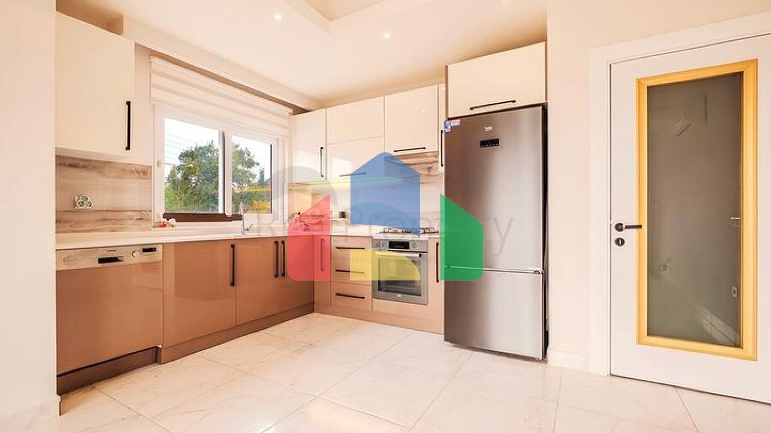 Светлая квартира 2+1 с богатой инфраструктурой в современном комплексе Авсаллара