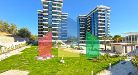 Современная квартира с панорамным видом на море в Авсалларе