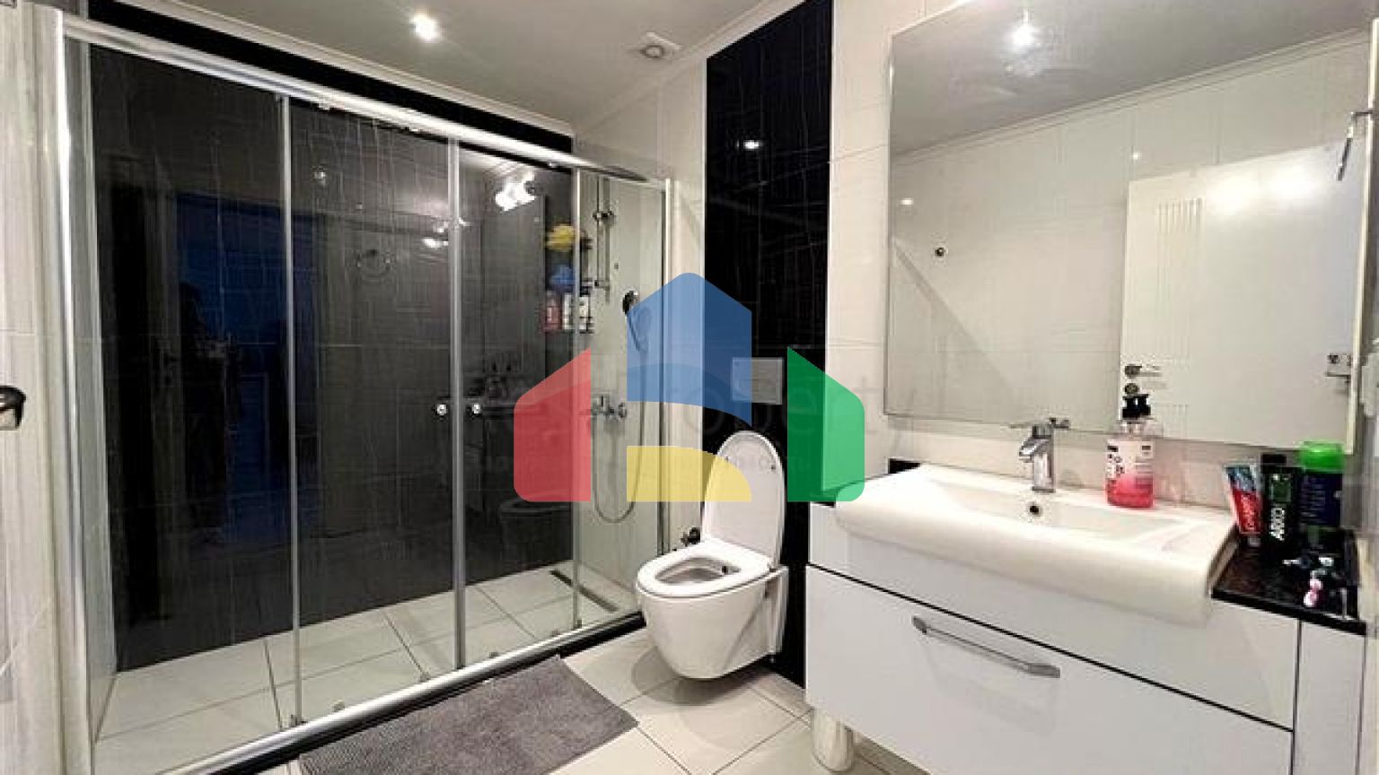 Пентхаус 2+1 в районе Авсаллар в 400 метрах от моря