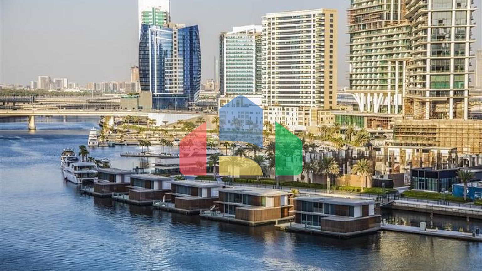 Меблированные квартиры в Дубае на канале в Бизнес-Бэй