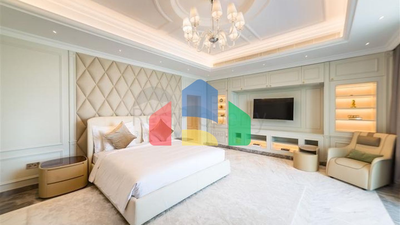 Шестиповерховий будинок з розкішними меблями і басейном в Дубай