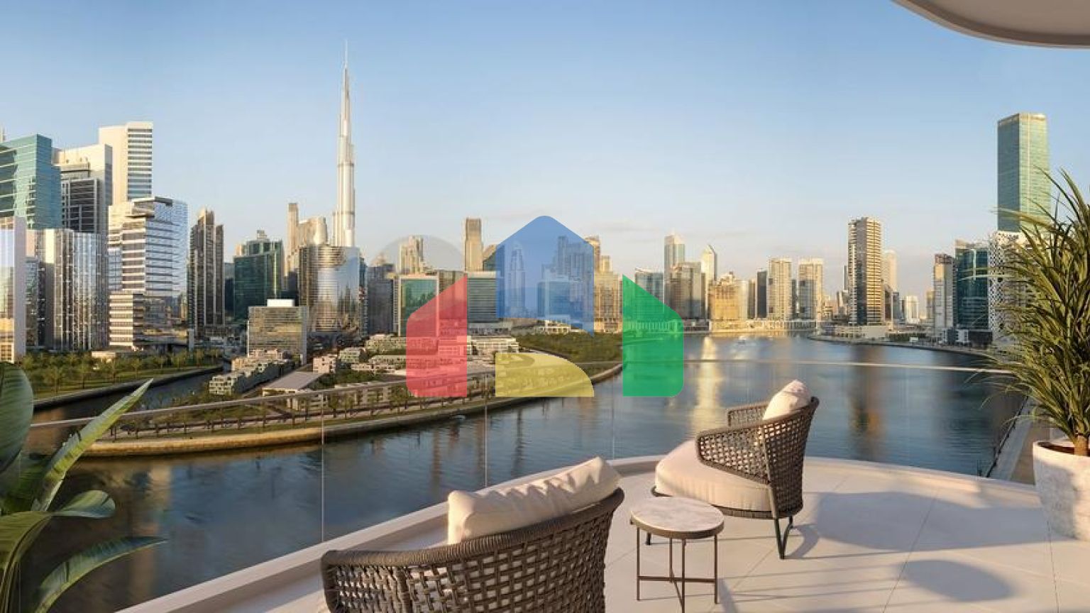 Квартиры с видом на Бурдж-Халифа на канал в Дубае