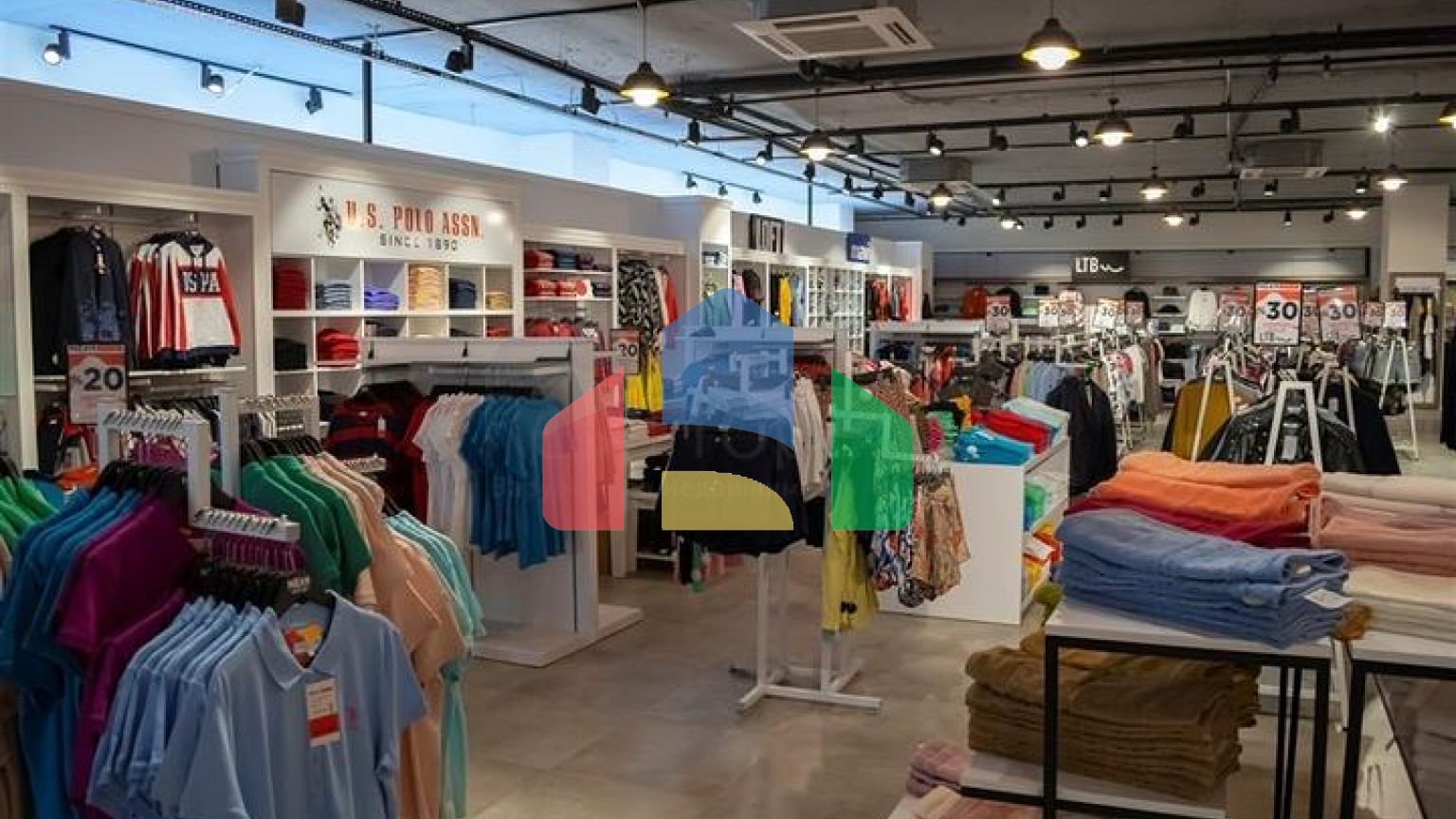 Торговые помещения в районе Окурджалар