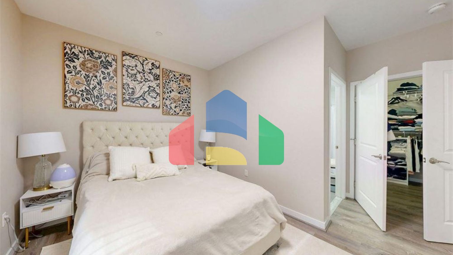 Residential - Condo/Apartment - Boston, Massachusetts, United States - United States