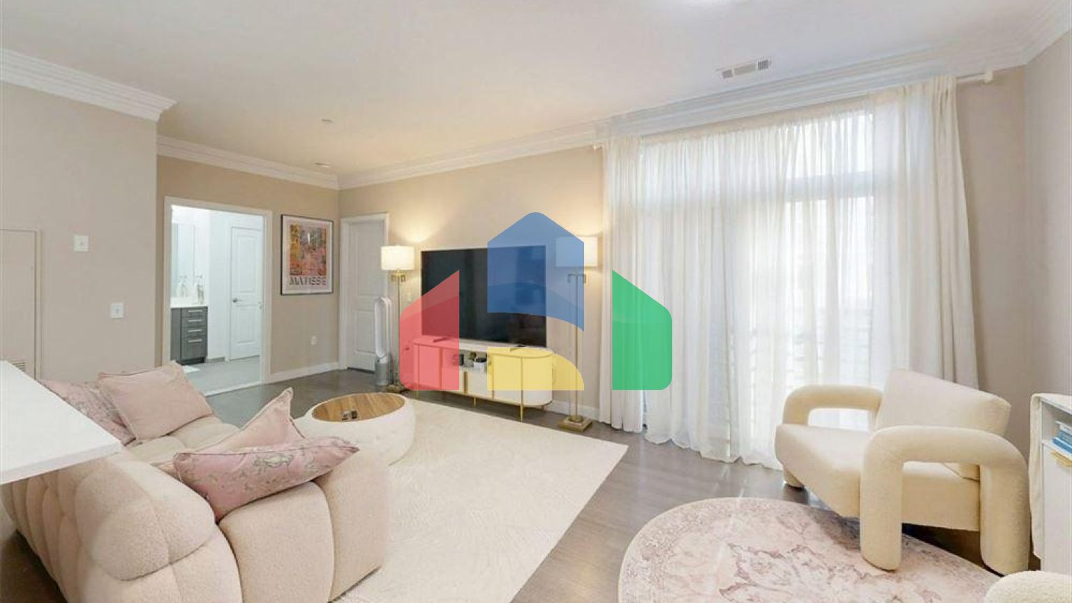 Residential - Condo/Apartment - Boston, Massachusetts, United States - United States