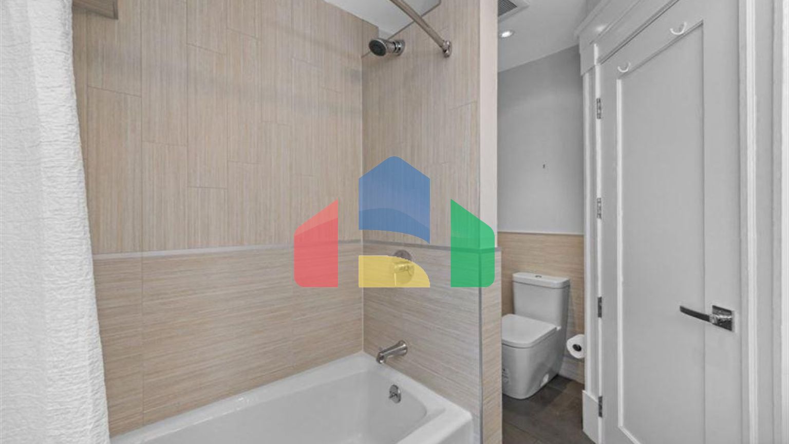 Residential - Condo/Apartment - Boston, Massachusetts, United States - United States