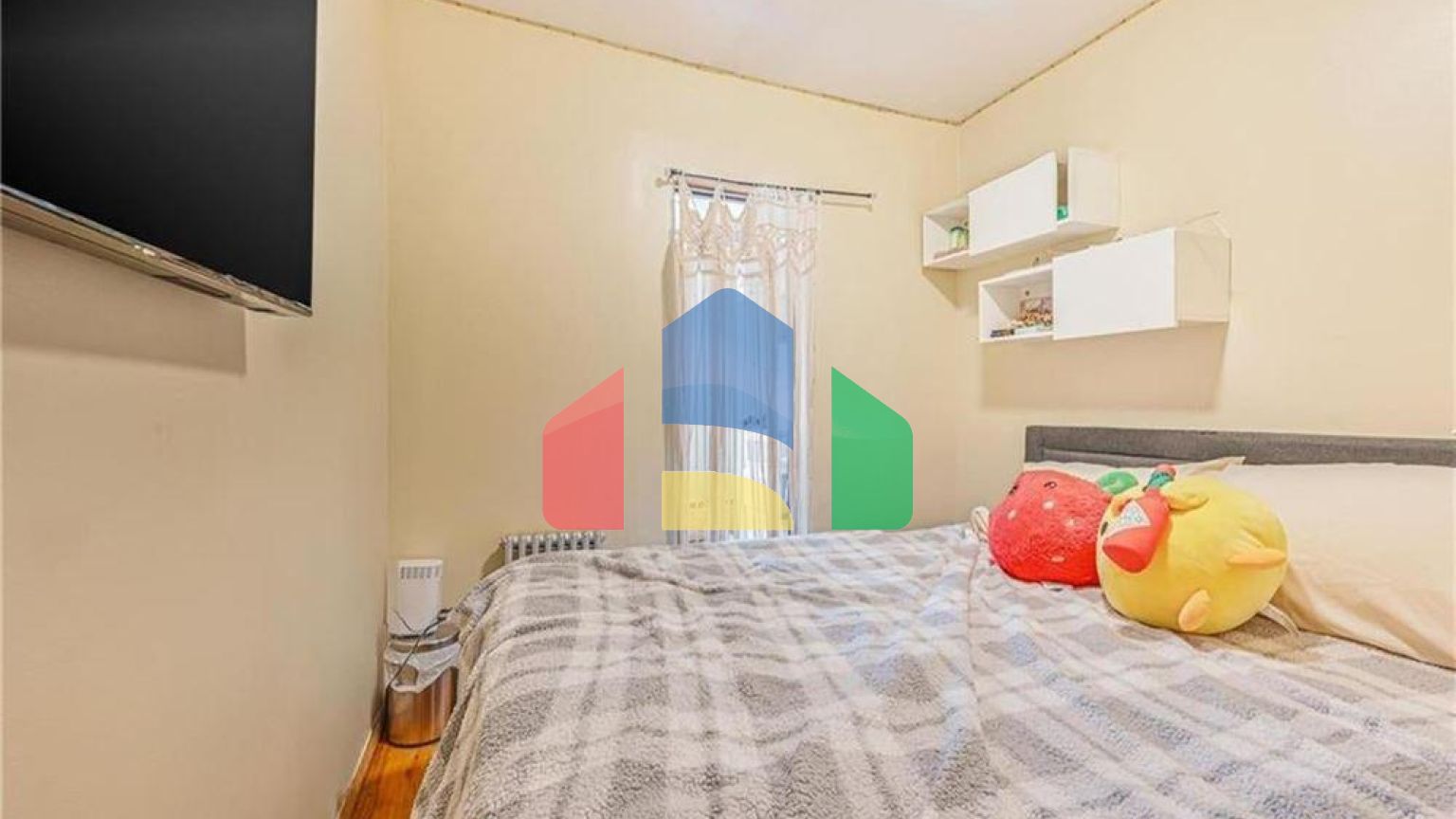 Residential - Single Family Home - New York, New York, United States - United States