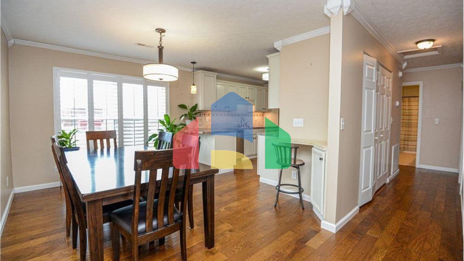 Residential - Condo/Apartment - Charleston, West Virginia, United States - United States