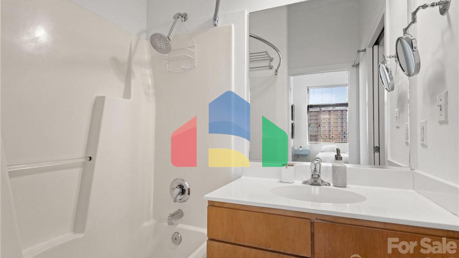 Residential - Condo/Apartment - Charlotte, North Carolina, United States - United States