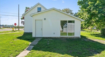 Residential - Single Family Home - Charlotte, Michigan, United States - United States