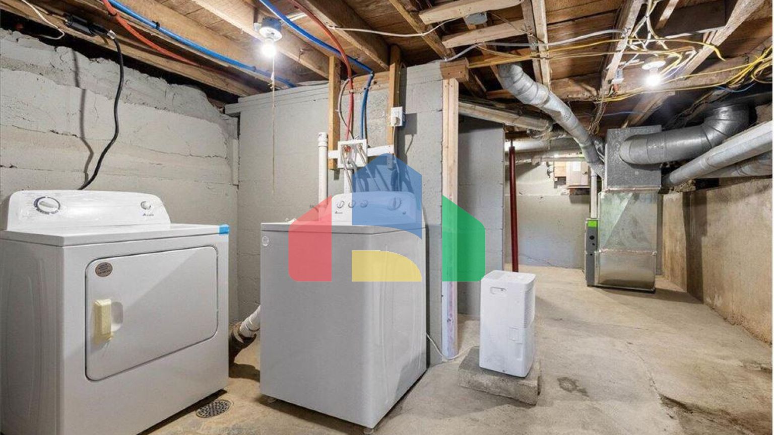 Residential - Single Family Home - Charlotte, Michigan, United States - United States