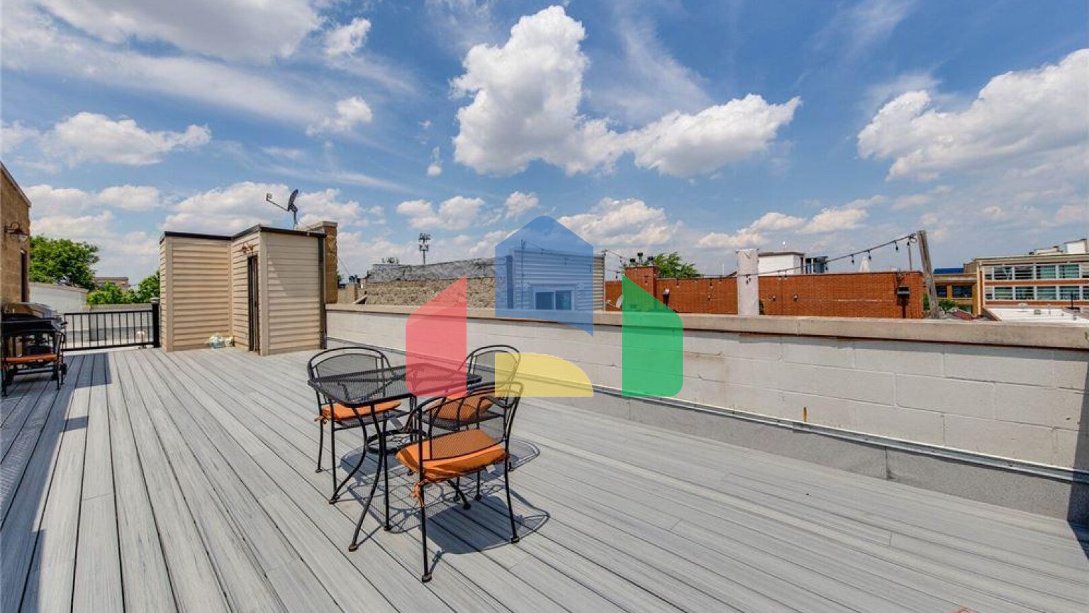 Residential - Condo/Apartment - Chicago, Illinois, United States - United States