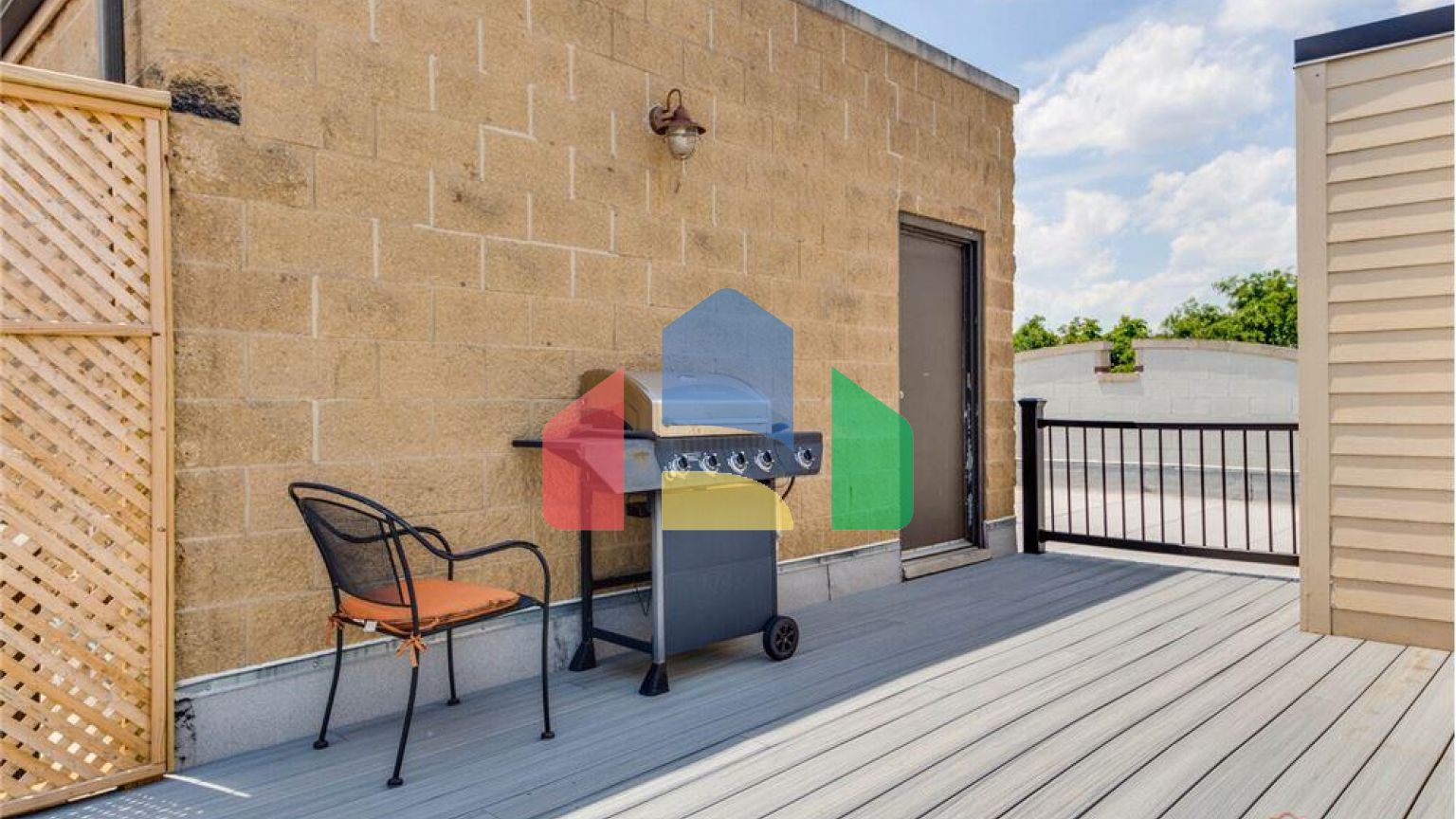 Residential - Condo/Apartment - Chicago, Illinois, United States - United States