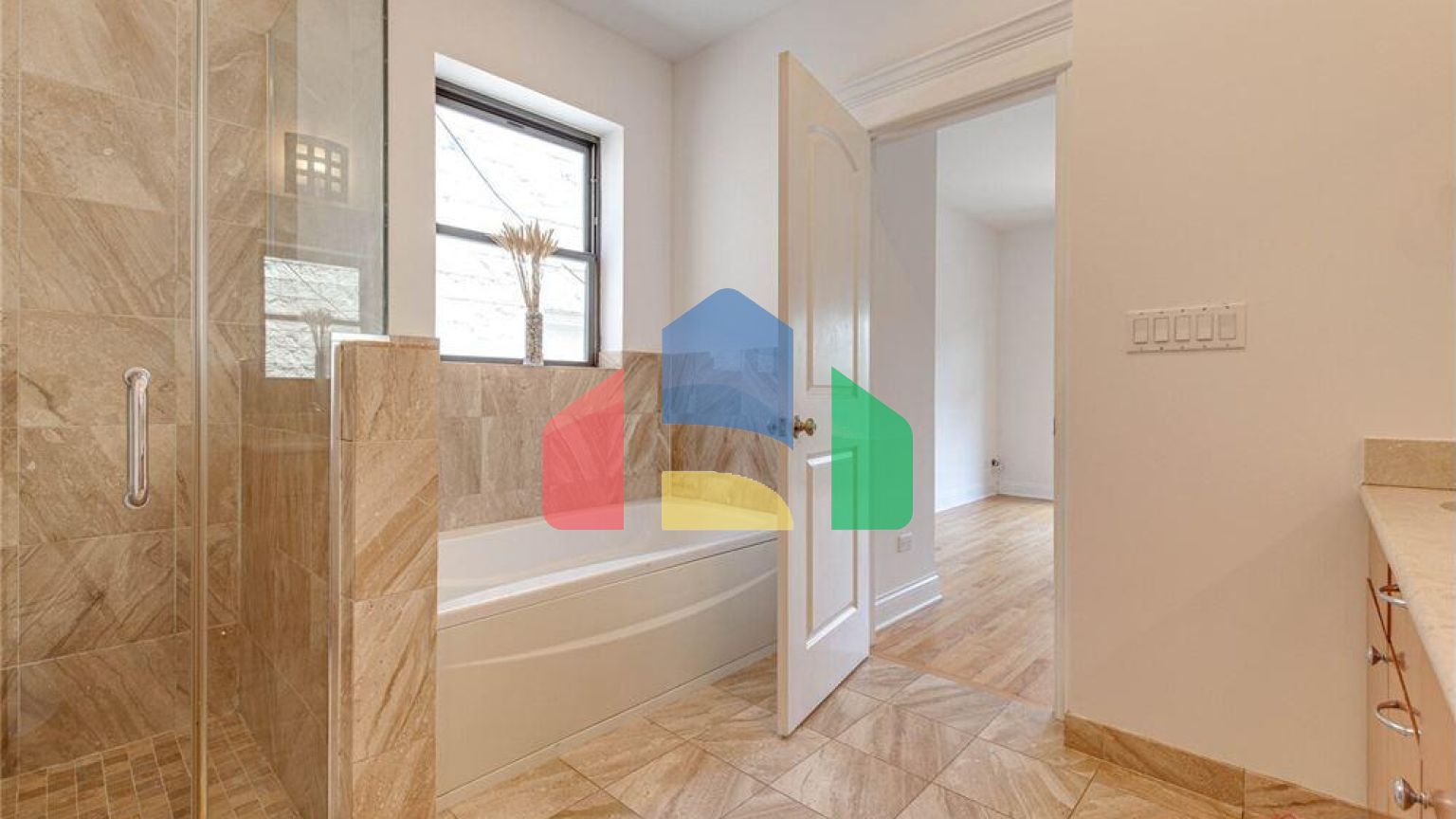 Residential - Condo/Apartment - Chicago, Illinois, United States - United States