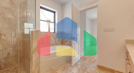 Residential - Condo/Apartment - Chicago, Illinois, United States - United States