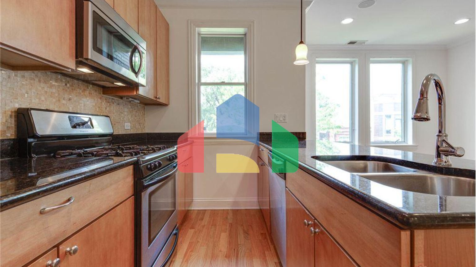 Residential - Condo/Apartment - Chicago, Illinois, United States - United States