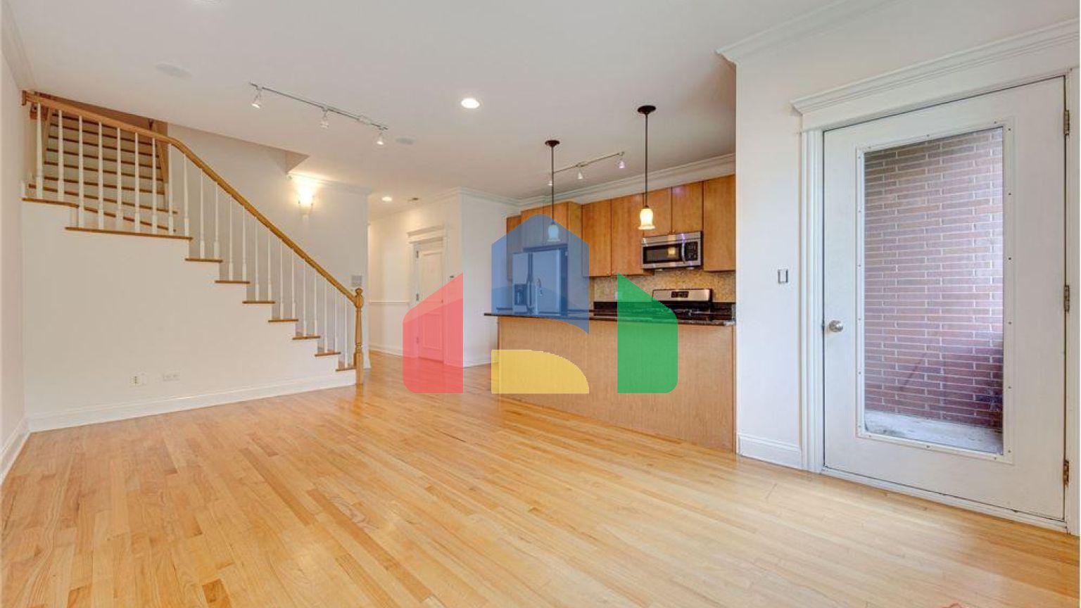 Residential - Condo/Apartment - Chicago, Illinois, United States - United States