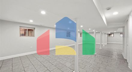 Residential - Single Family Home - Chicago, Illinois, United States - United States