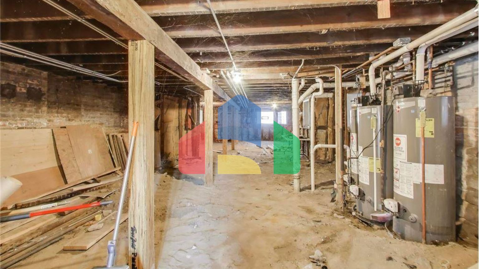 Residential - Multi-Family - Chicago, Illinois, United States - United States