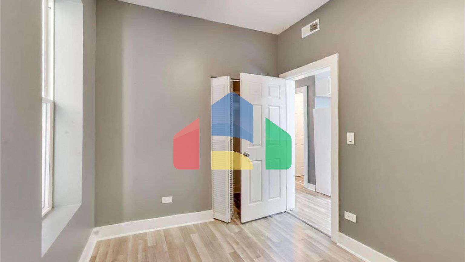 Residential - Multi-Family - Chicago, Illinois, United States - United States