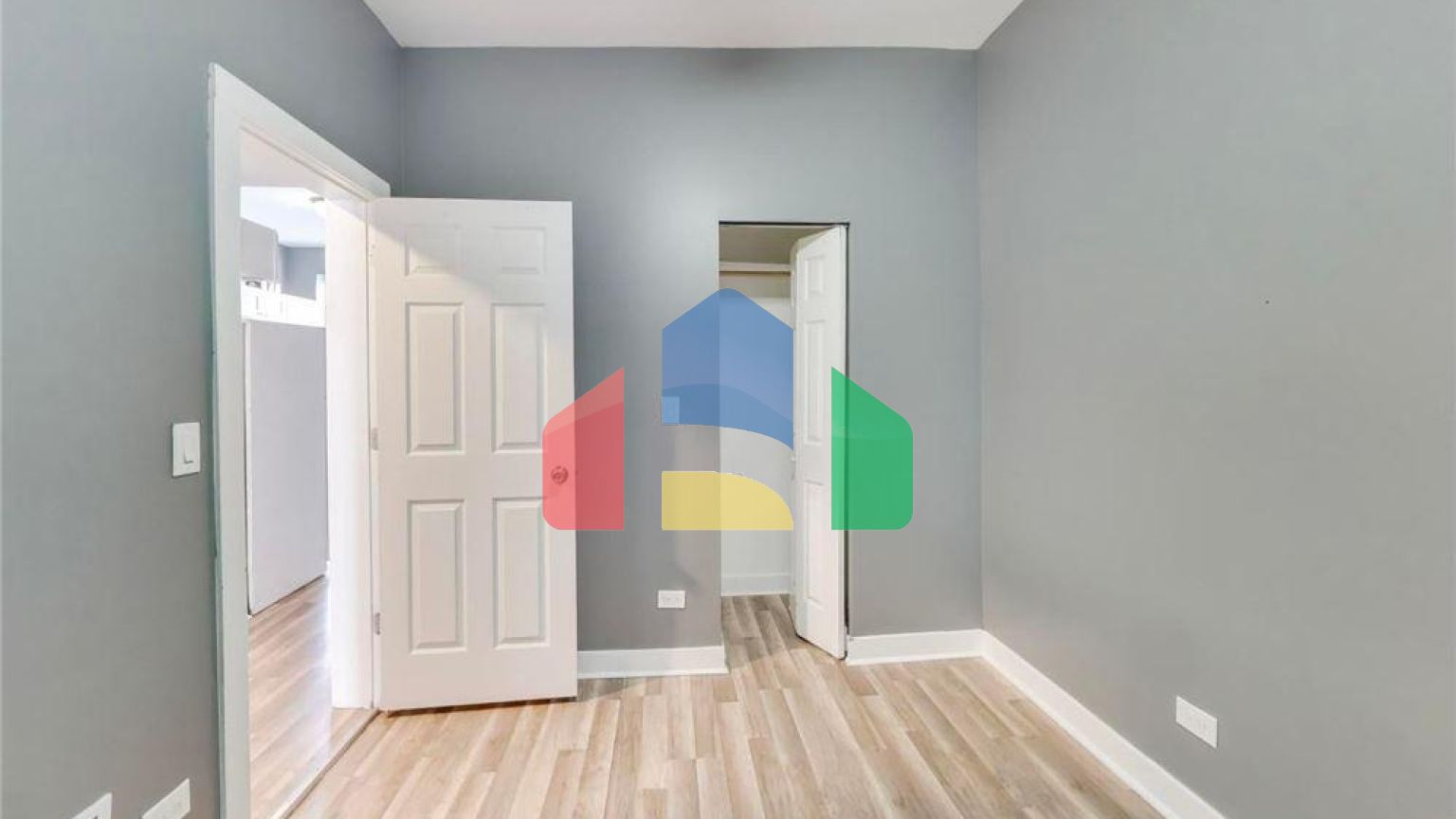 Residential - Multi-Family - Chicago, Illinois, United States - United States