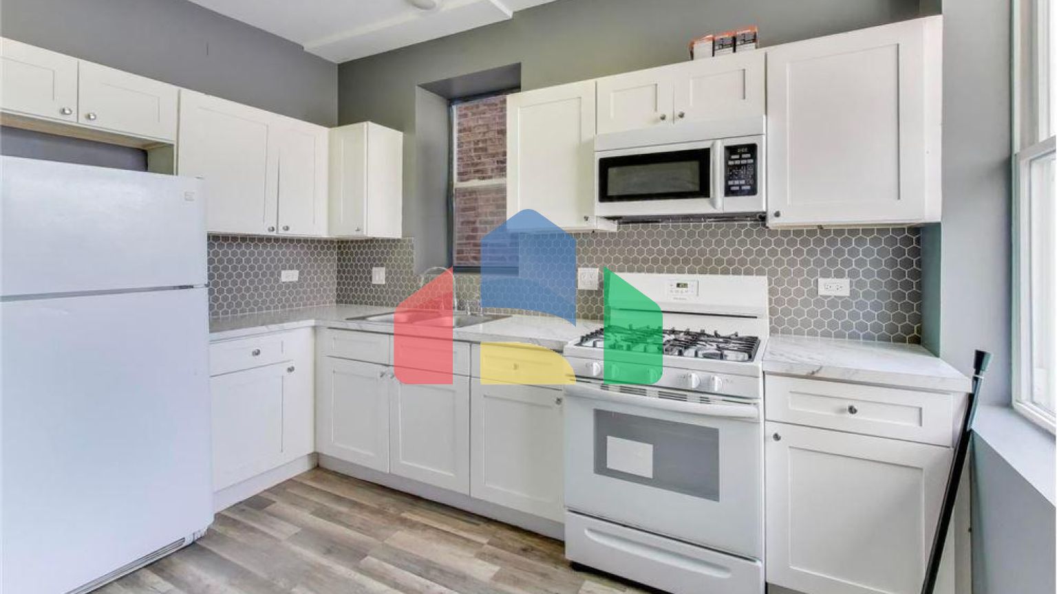 Residential - Multi-Family - Chicago, Illinois, United States - United States