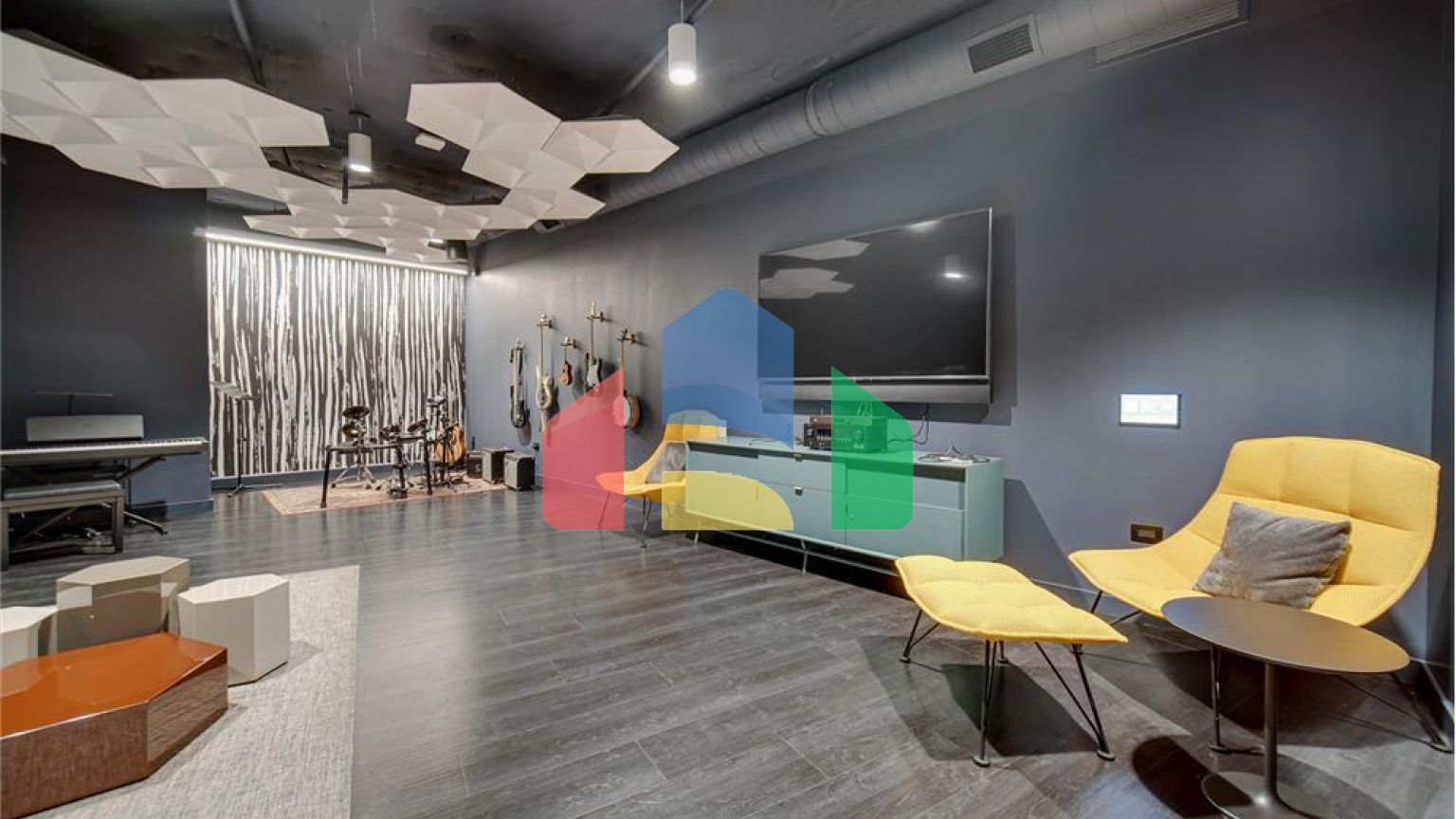 Residential - Condo/Apartment - Chicago, Illinois, United States - United States