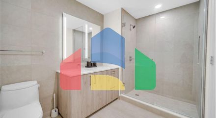 Residential - Condo/Apartment - Chicago, Illinois, United States - United States