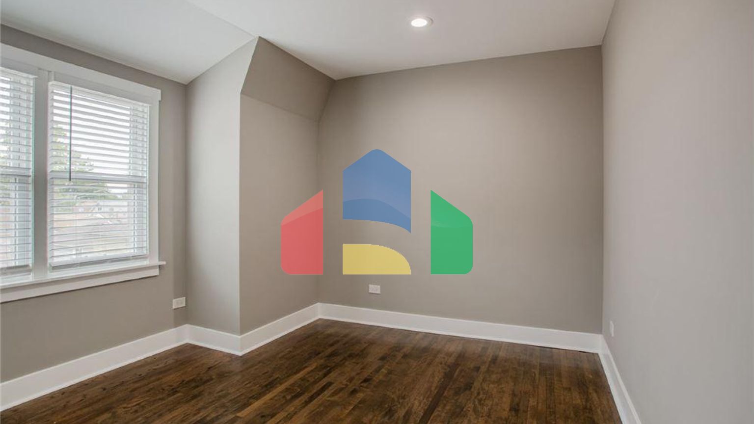 Residential - Multi-Family - Chicago, Illinois, United States - United States