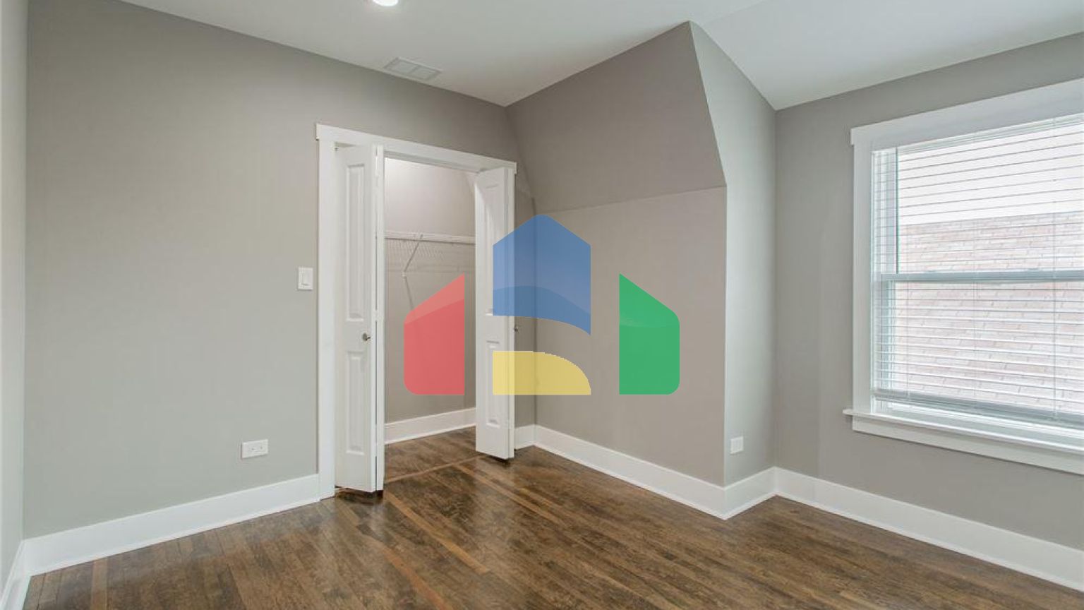 Residential - Multi-Family - Chicago, Illinois, United States - United States